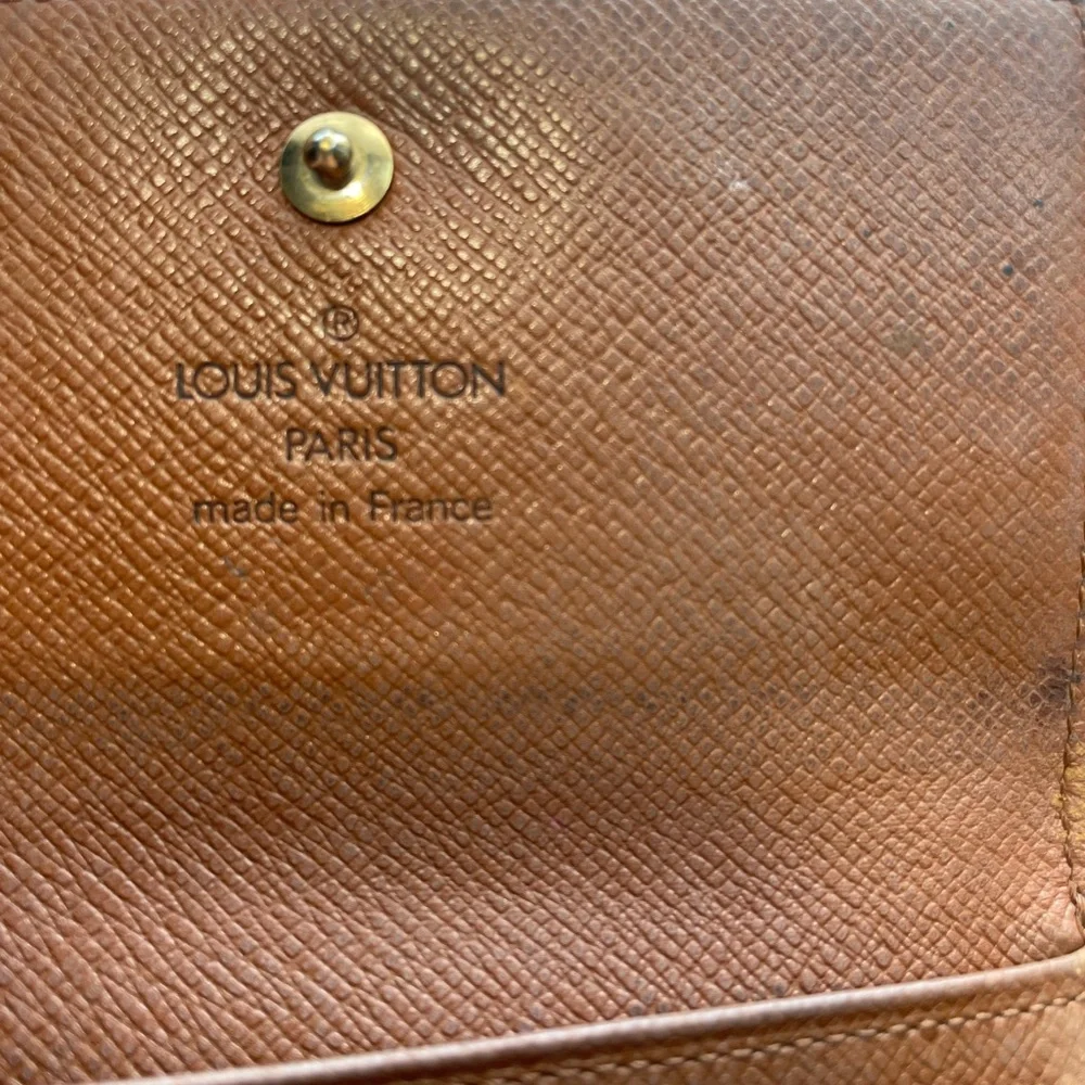 🤎LOUIS VUITTON🤎MONOGRAM🤎TRI-FOLD ELISE WALLET🤎 - Picture 6 of 10